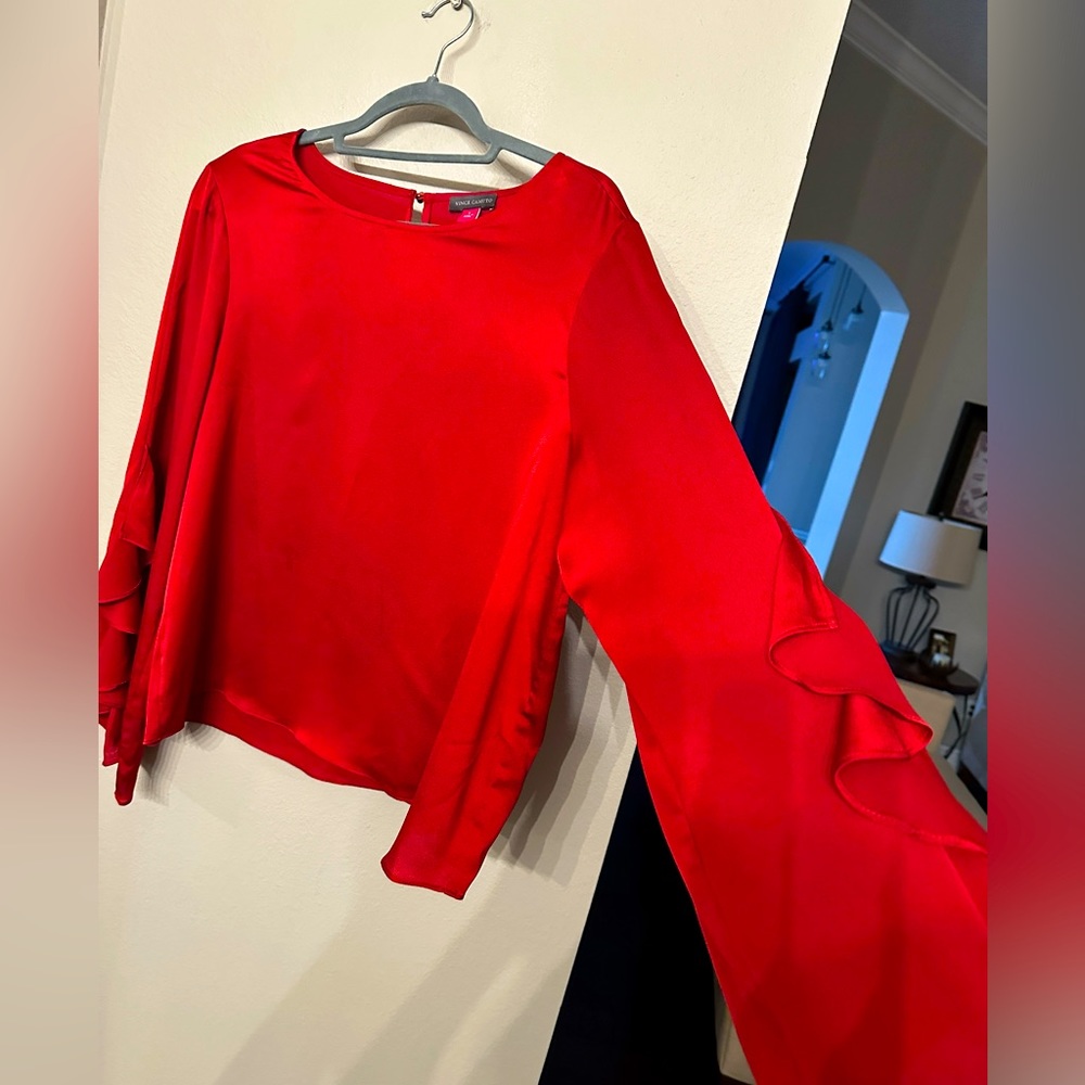Vince Camuto Red Blouse Large